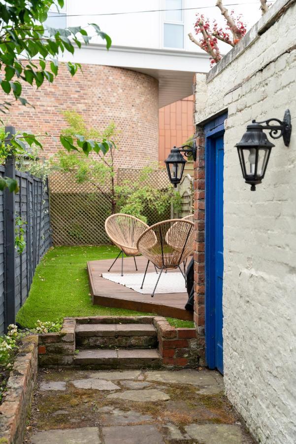 Villa 18Th Century Townhouse In Chester City Centre Exterior foto